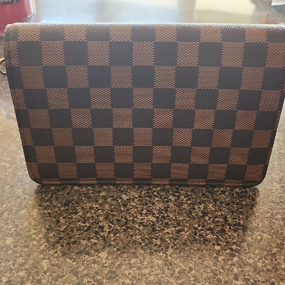 Elegant Checkered Brown and Tan Women's Clutch